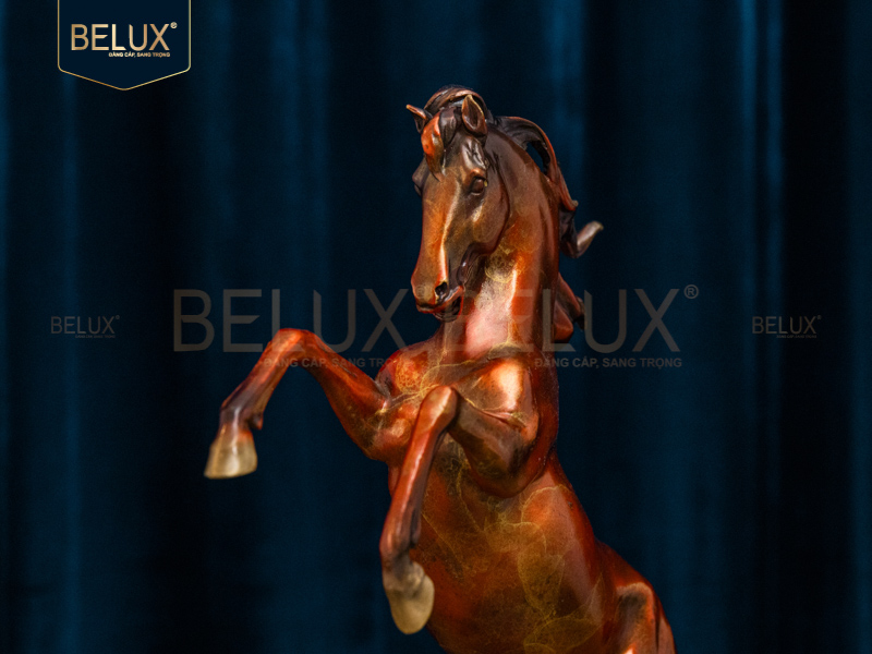 Tượng Ngựa Đứng Phi Mã bằng đồng decor cao 30cm